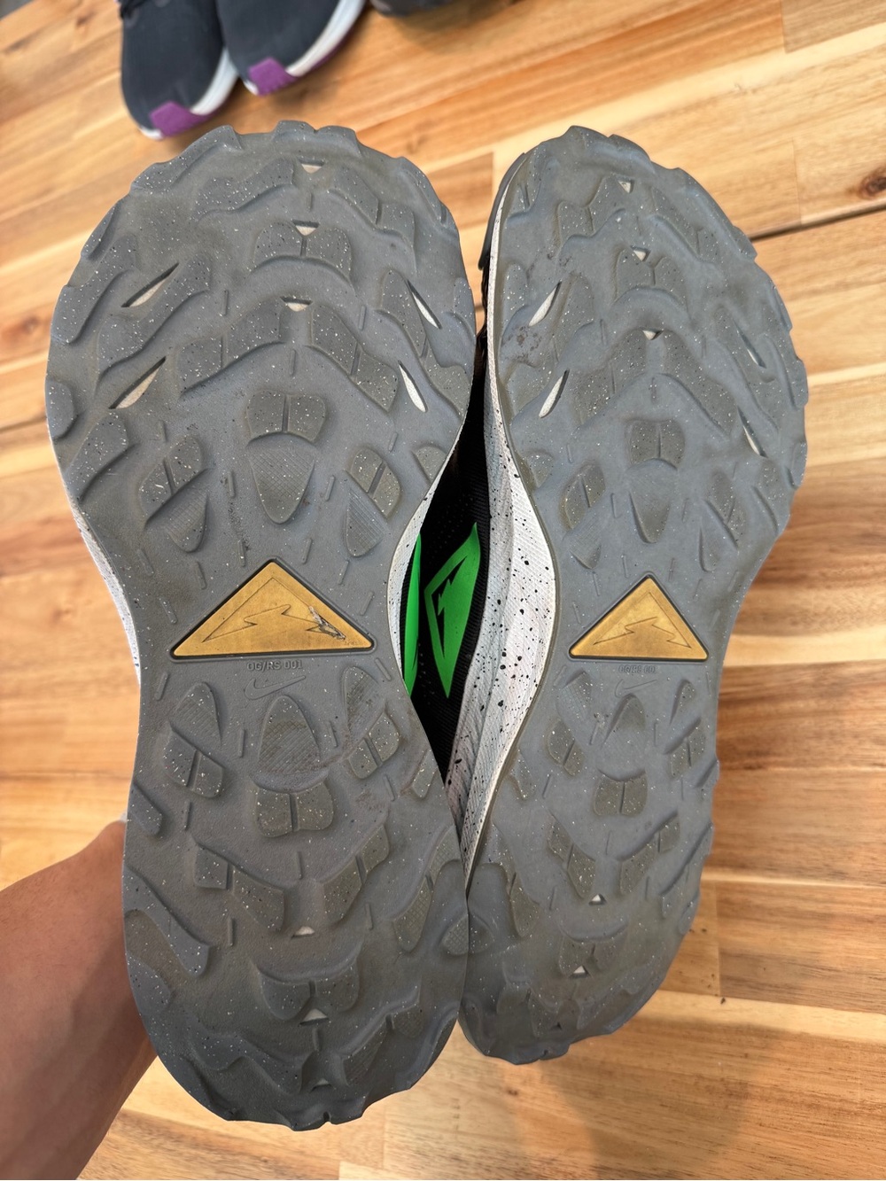 Nike Trail Pegasus Running Shoes with Green Accent - Men's - Picture 8 of 8